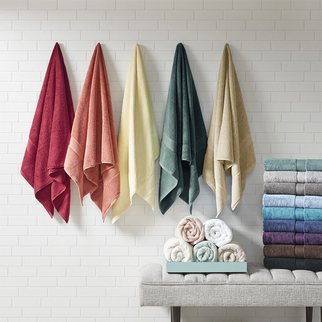 Spa-Inspired Eight-Piece Towel Set with Odor-Control Treatment