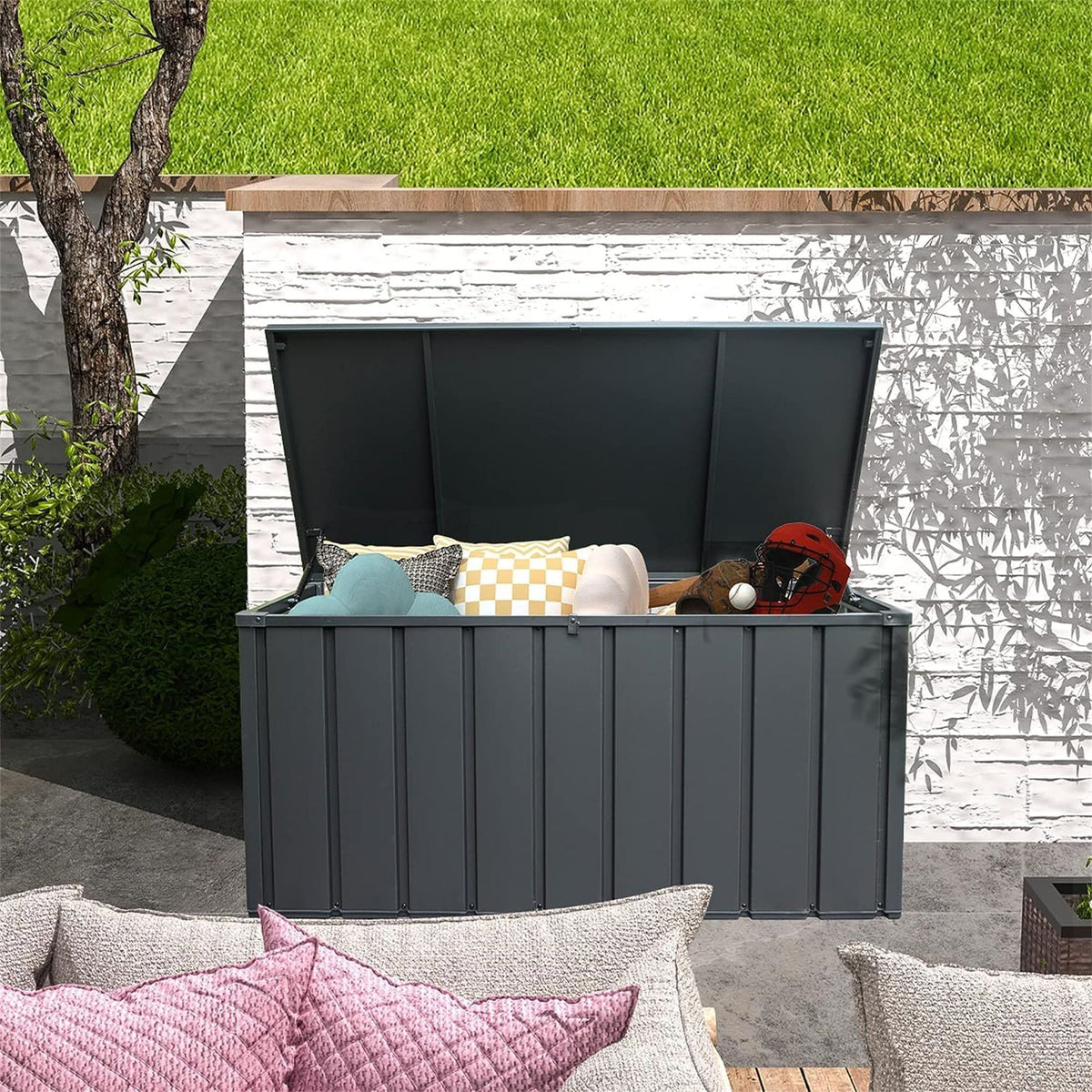 Lockable Outdoor Deck Box for Patio Cushions and Garden Tools