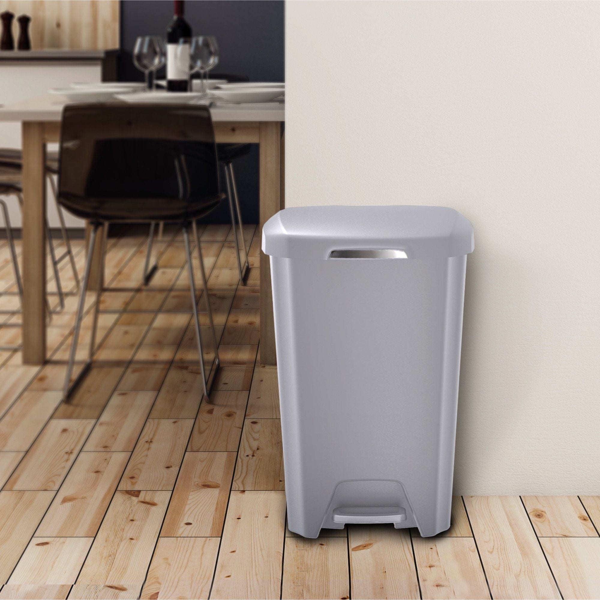 Soft Close Step On Kitchen Trash Can – Gray