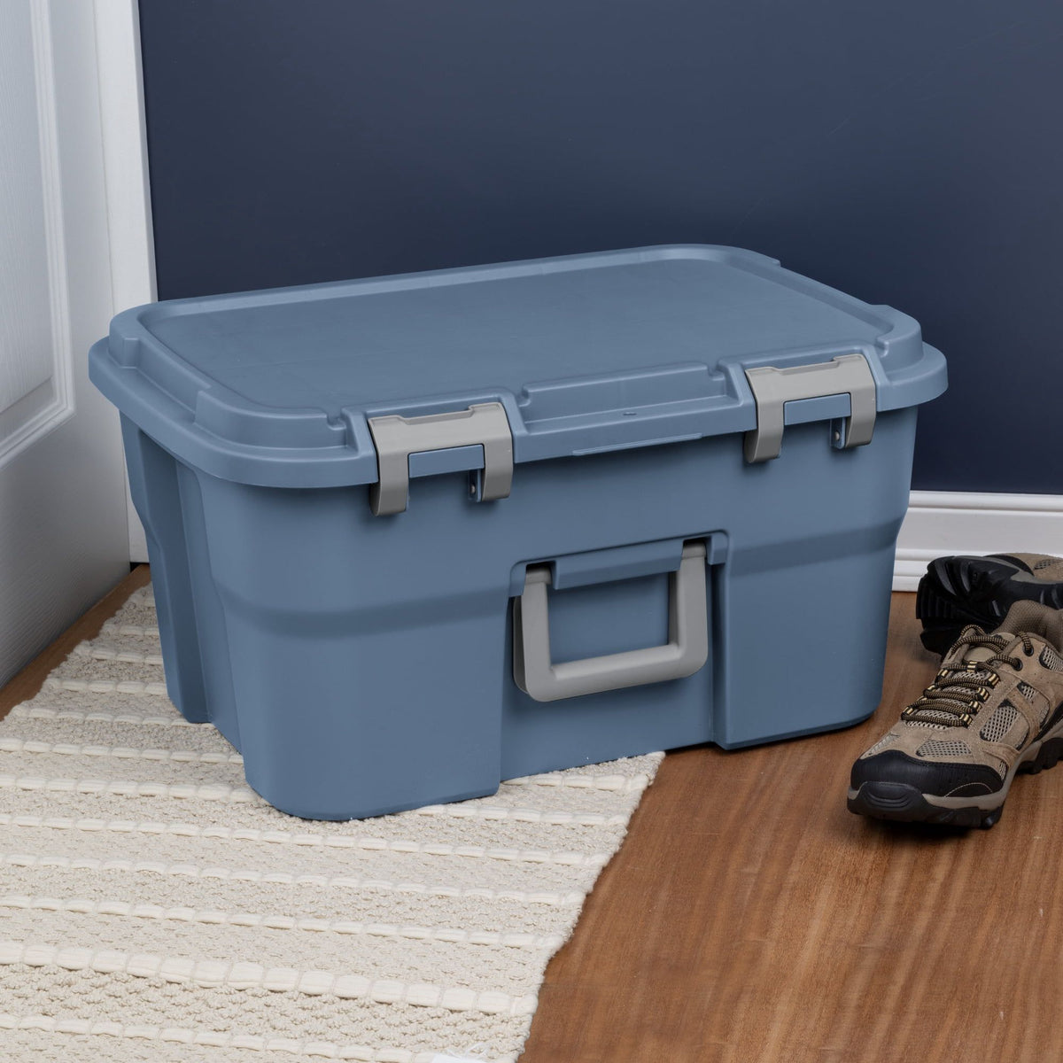 Lockable Plastic Storage Trunk with Integrated Handles and Latches
