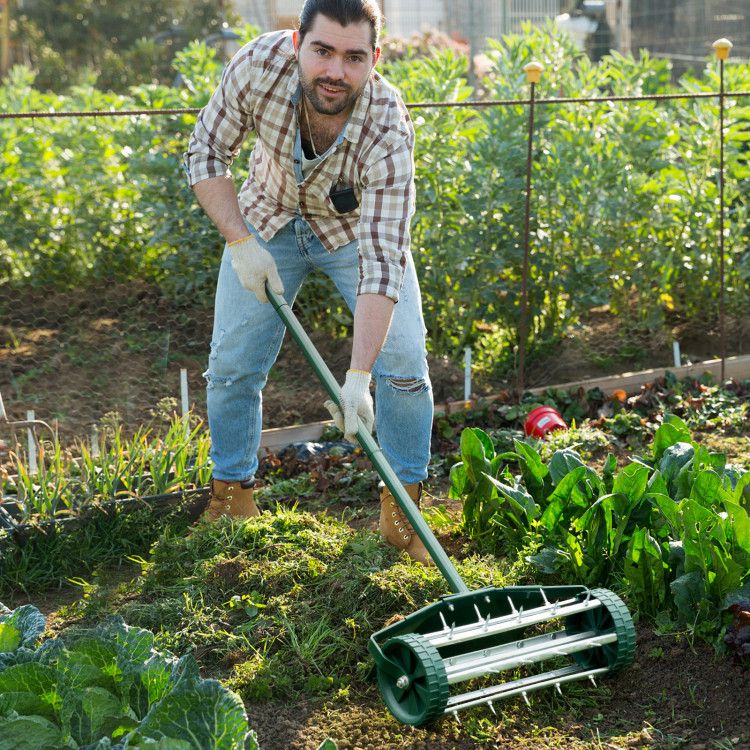 18 Rolling Lawn Aerator with Splash-Proof Fender for Garden