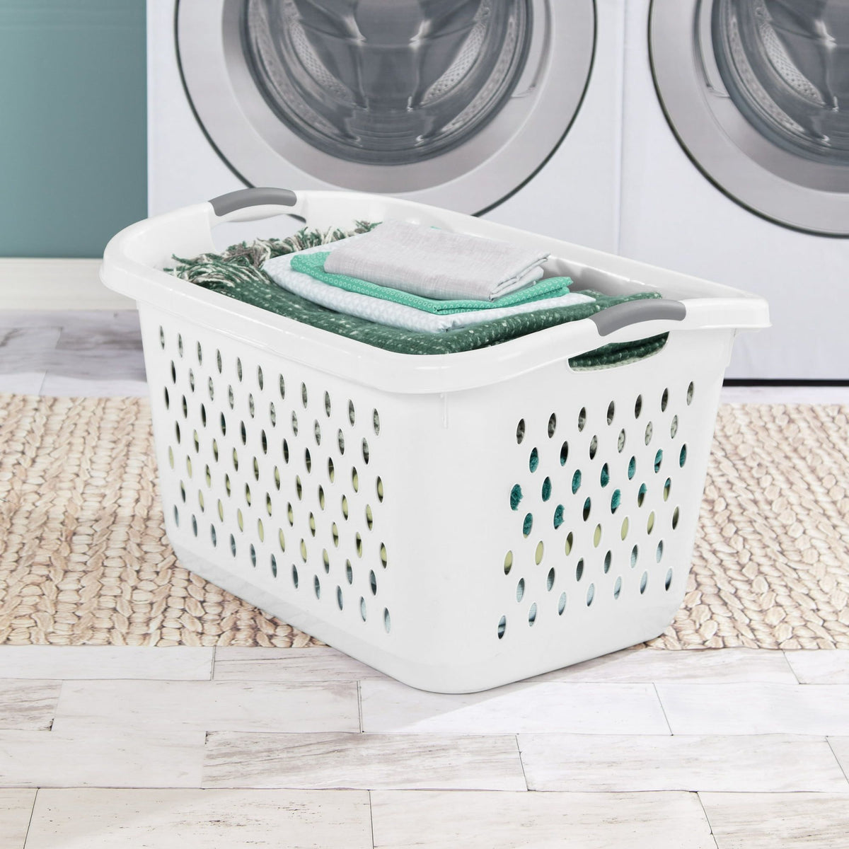 Extra Large 2.7 Bushel Plastic Laundry Basket with Carry Handles