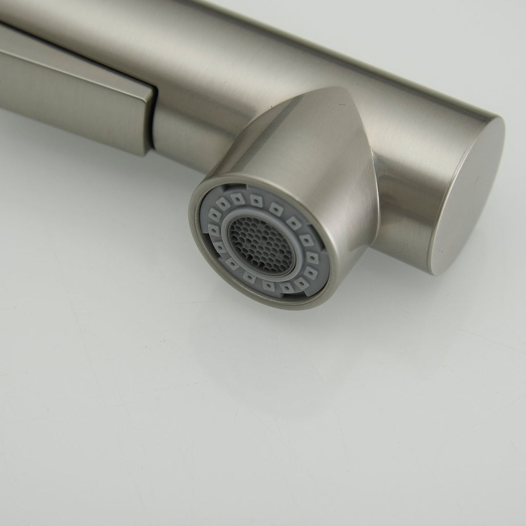 Modern Pull-Out Kitchen Faucet with Stream and Sweep Sprayer
