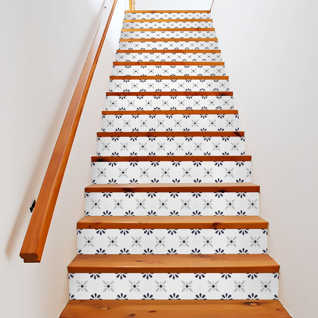 Self-Adhesive PVC Floor Tiles – water-ready & Non-Slip for DIY Home Improvement