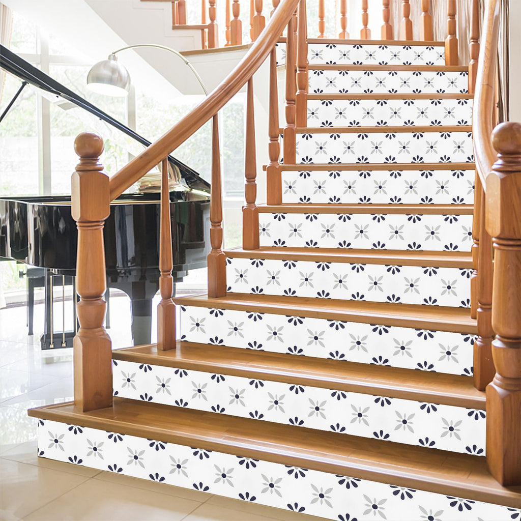 Self-Adhesive PVC Floor Tiles – water-ready & Non-Slip for DIY Home Improvement