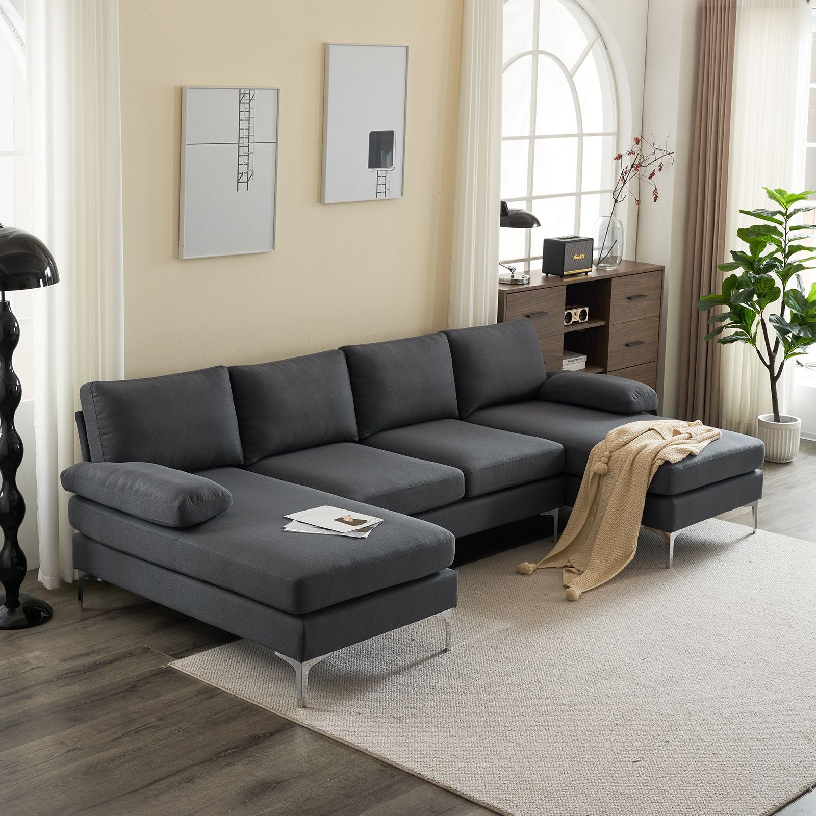 U-Shaped Modular Sofa for Relaxed Gatherings