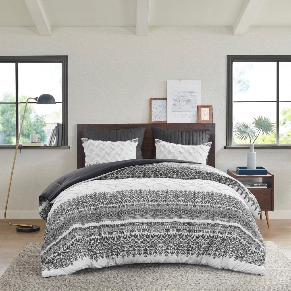 Botanical Comforter Set with Chenille Tufting