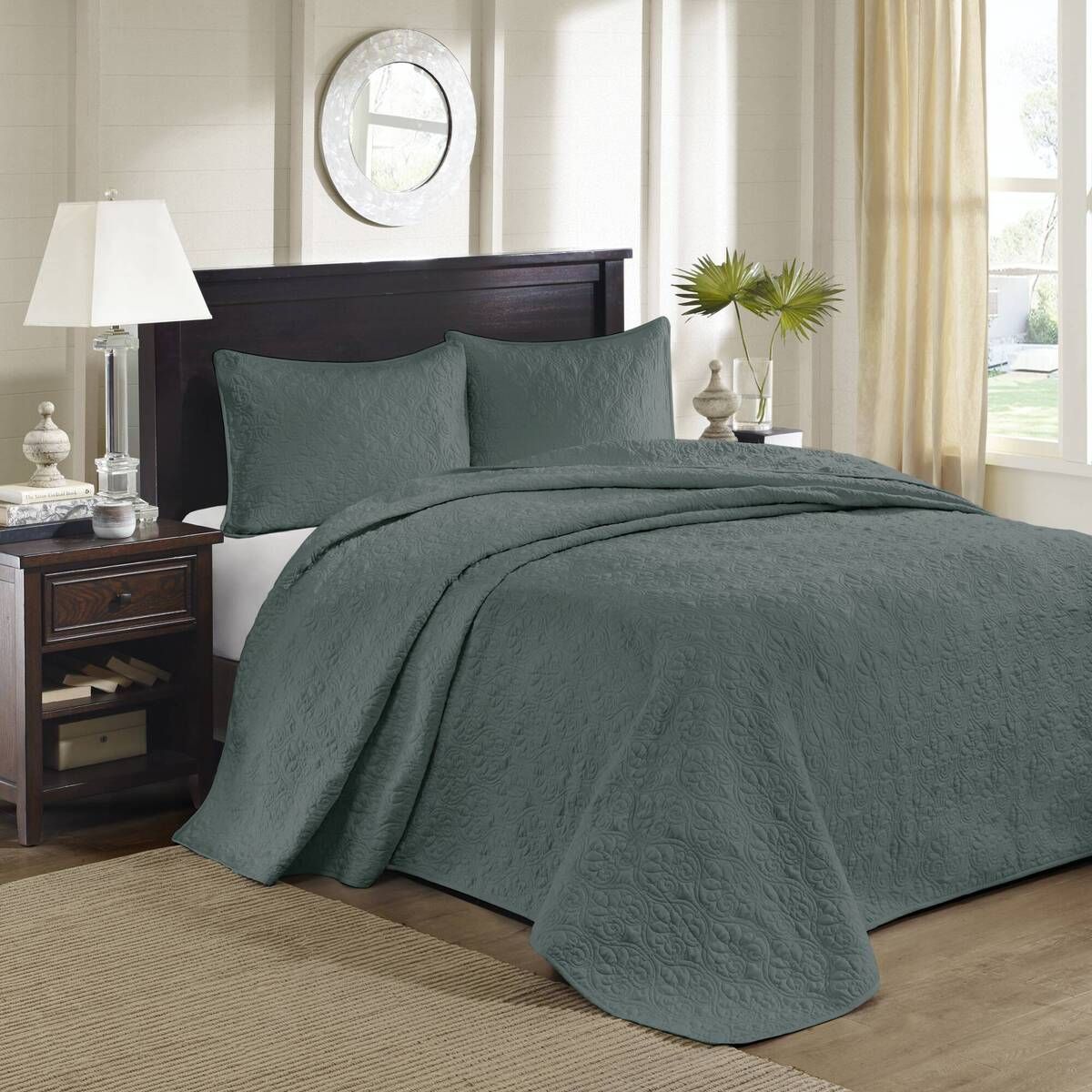 Balsam Green Reversible Quilt Set with Patterned Stitching