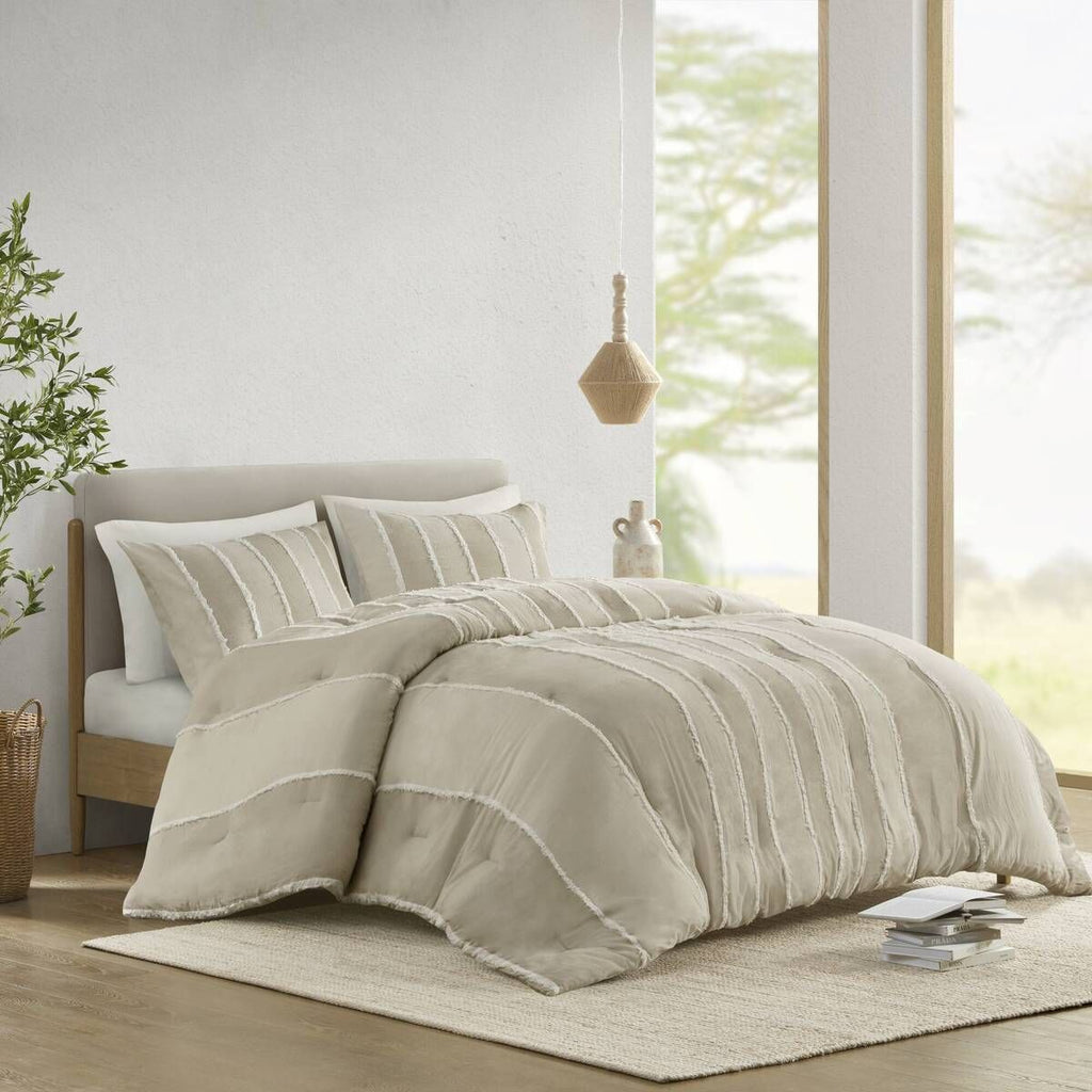 Striped Comforter Set with Clip-Jacquard Detail