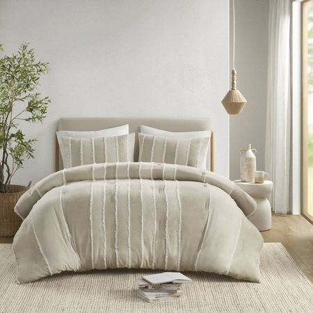 Striped Comforter Set with Clip-Jacquard Detail