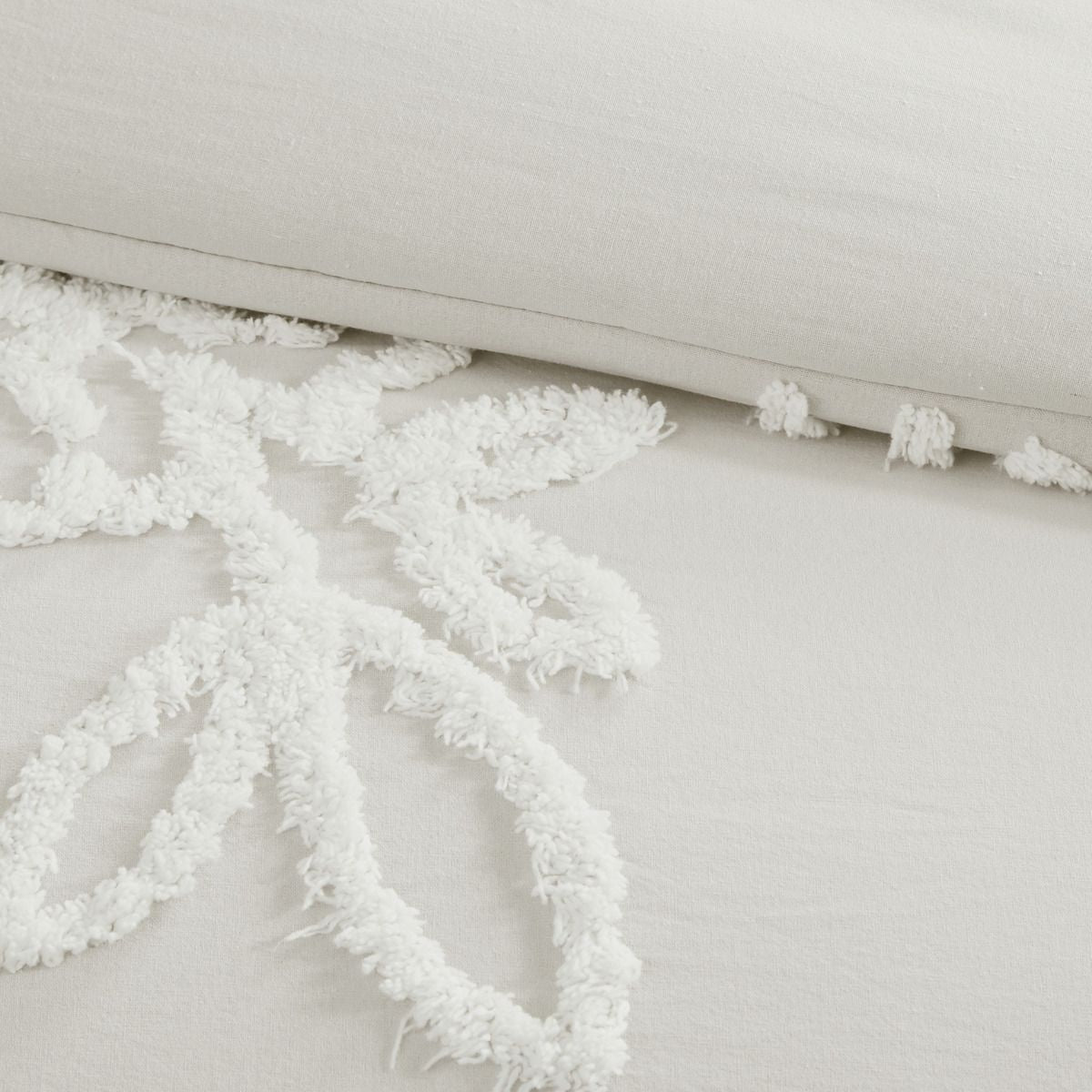 Off-White Tufted Floral Comforter Set