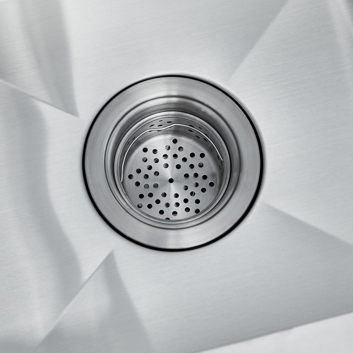 Single-Bowl Workstation Sink with Quiet Drainage Design