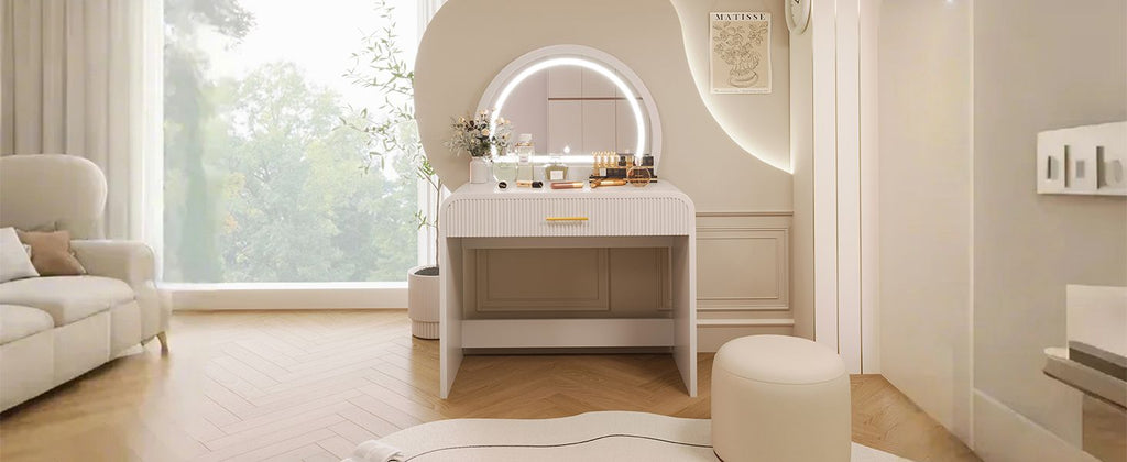 Lighted Makeup Vanity with Removable Mirror