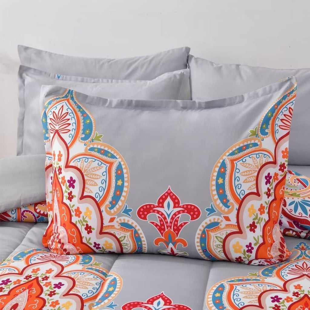 Three-Piece Duvet Cover and Pillowcase Set
