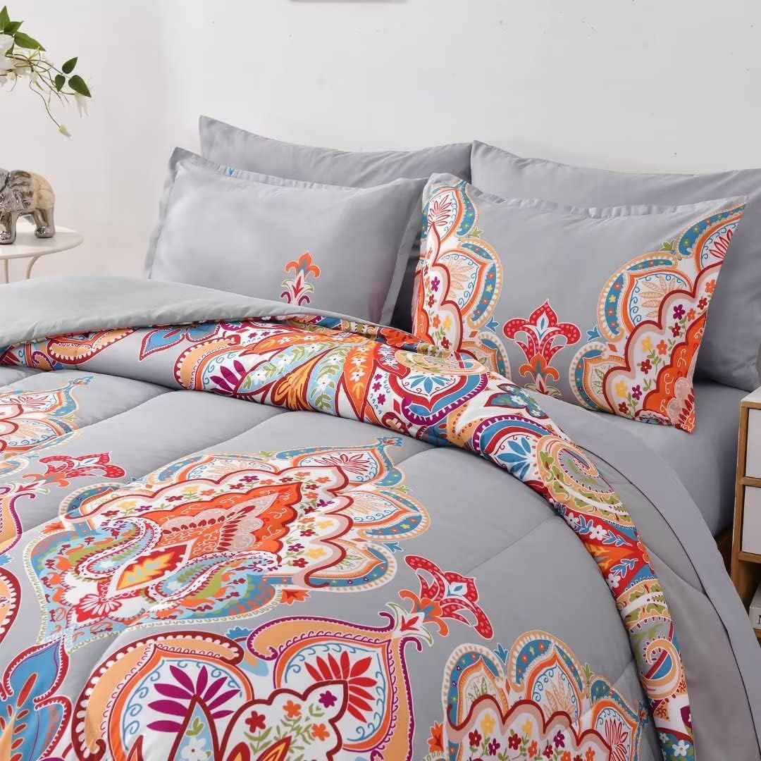 Three-Piece Duvet Cover and Pillowcase Set
