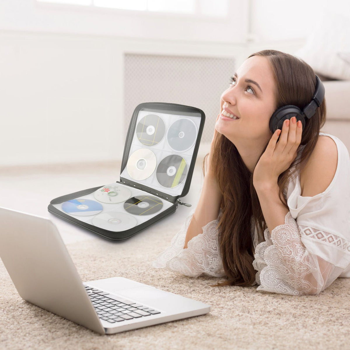 Portable CD and DVD Storage Binder