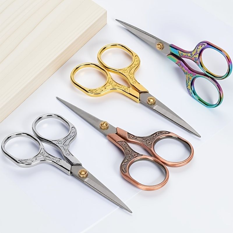 Vintage Plum-Blossom Detail Scissors Set