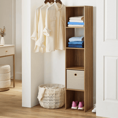 Five-Cube Bookcase with Flexible Orientation