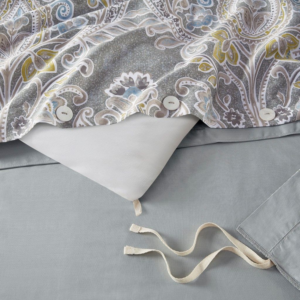 Gray Damask Duvet Cover Set with Decorative Pillows