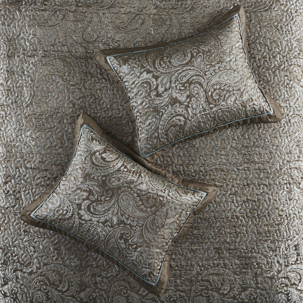 Reversible Jacquard Paisley Bedspread Set
