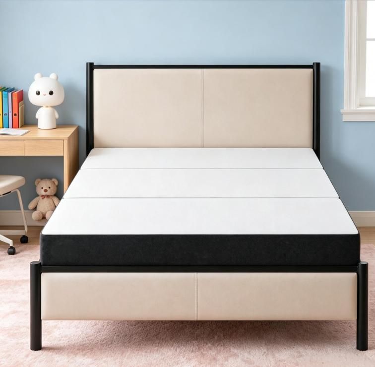 Versatile Trifold Mattress with Breathable Cover and Side Pocket