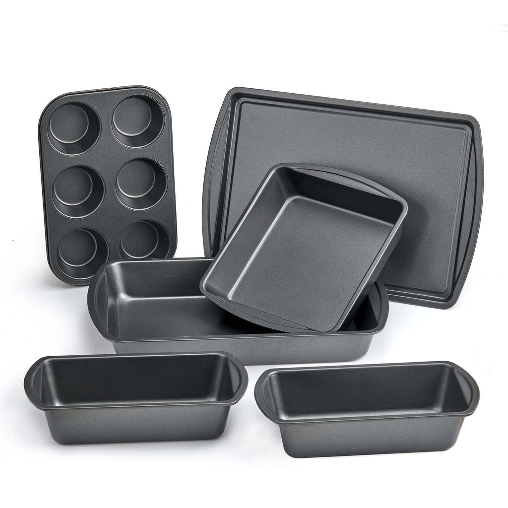 A Versatile Nonstick Bakeware Set for Everyday Recipes