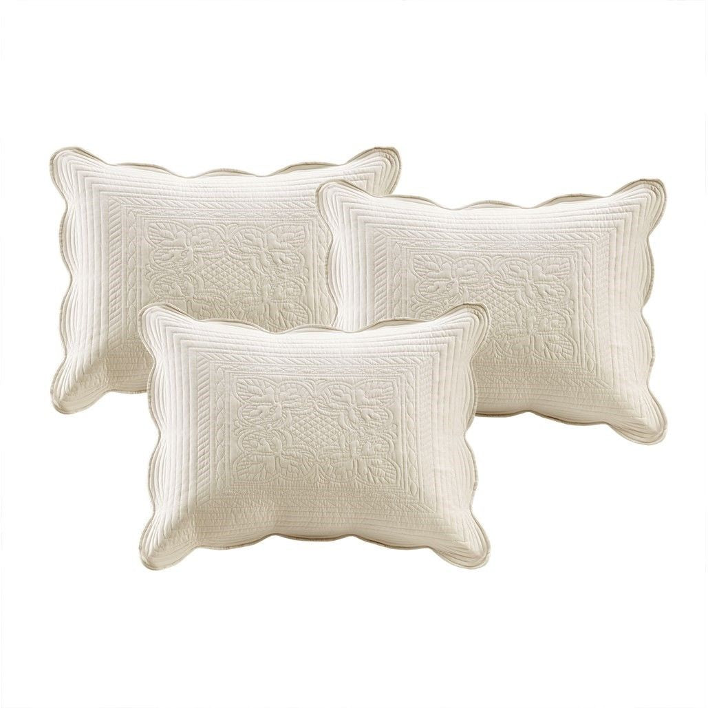 Cream Reversible Daybed Set with Scalloped Edges