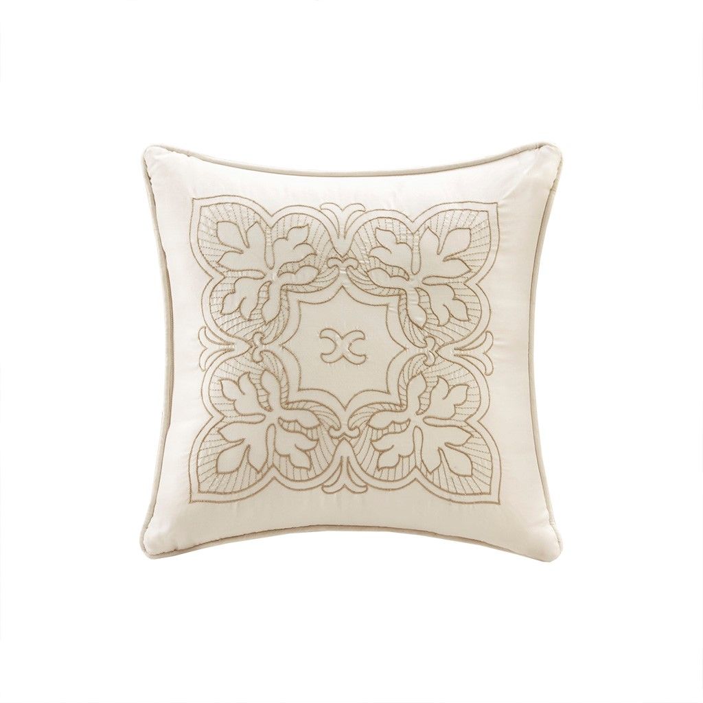 Cream Reversible Daybed Set with Scalloped Edges