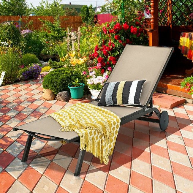 6-Position Adjustable Outdoor Recliner with Ergonomic Comfort