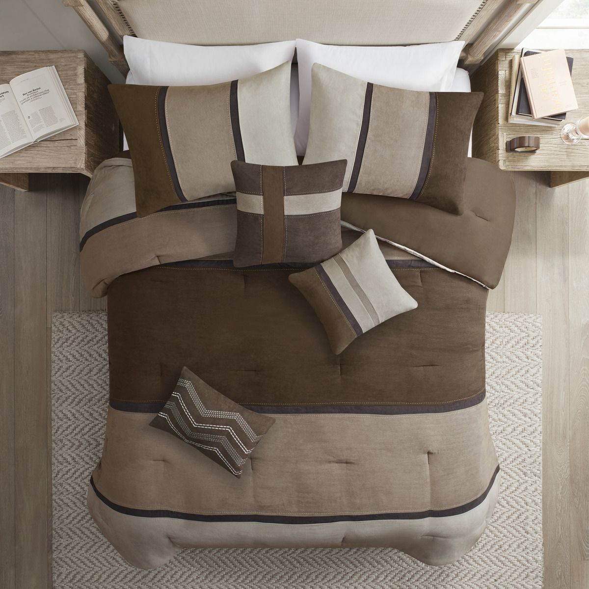 Brown Colorblock Comforter Set with Lodge Style