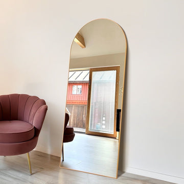 Arched Full Length Mirror with Elegant Gold Finish – Versatile Standing or Hanging Mirror