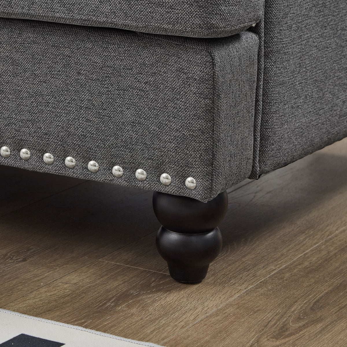 Classic Three-Seater Sofa with Nailhead Trim and Washable Covers