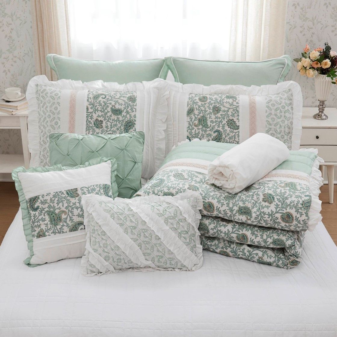 Paisley Comforter Set with Pintucked Shabby Chic Detail