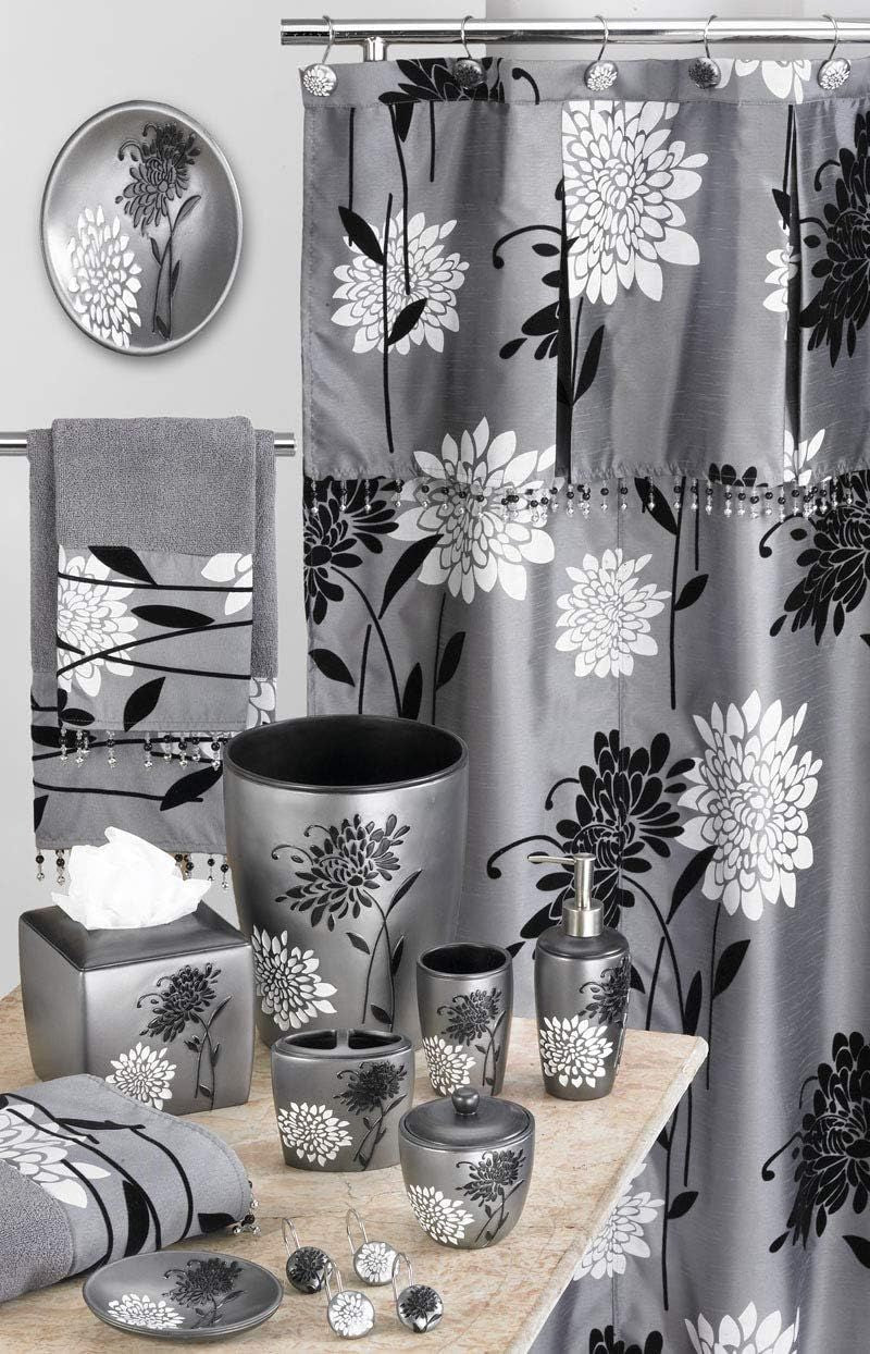 Modern Gray Bathroom Towel Set with Three Coordinated Pieces