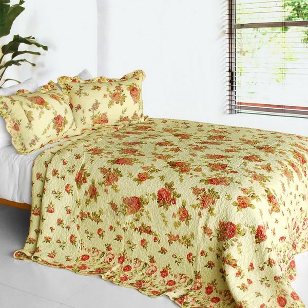 Beauty of Light Reversible Vermicelli-Quilted Set