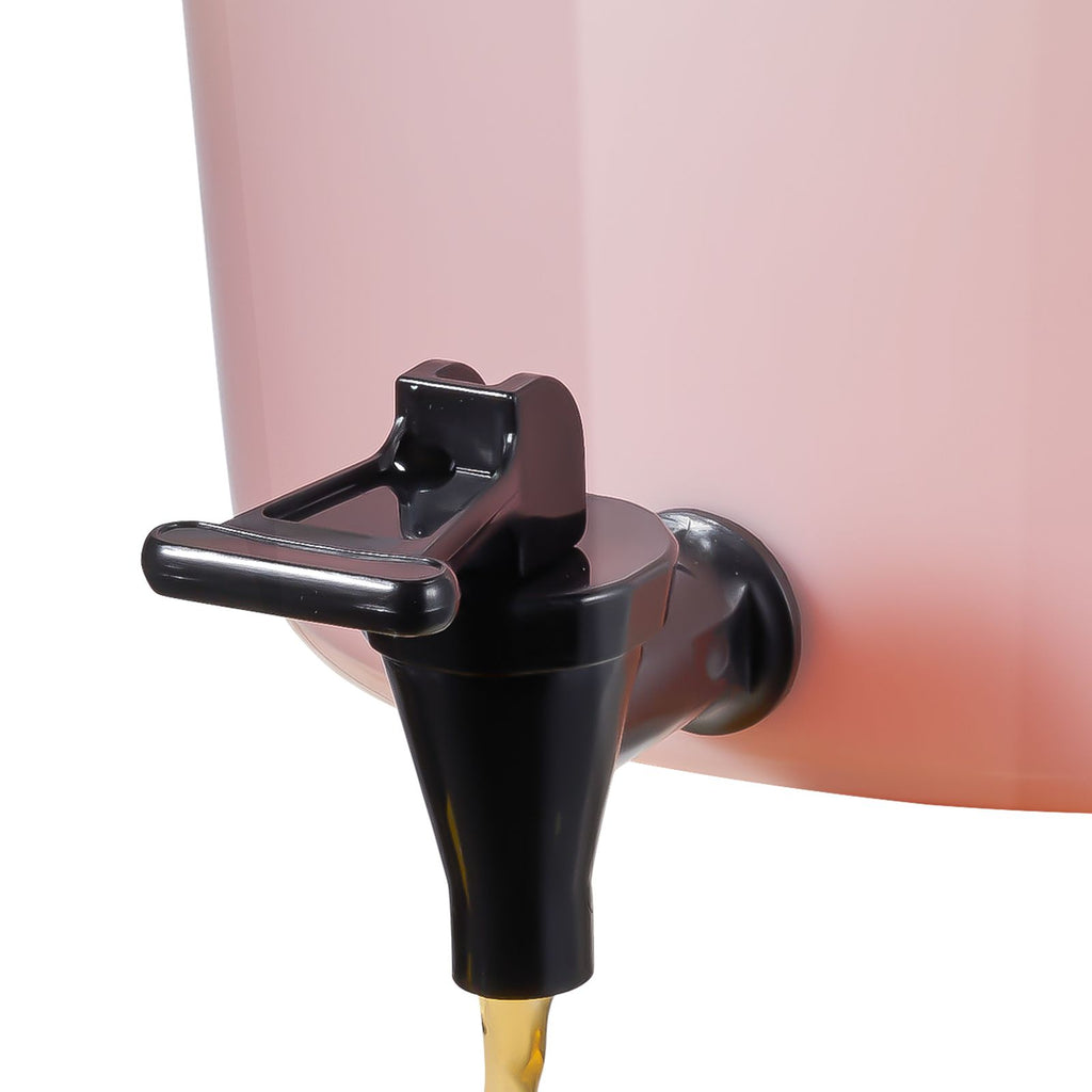 Beverage Dispenser with Non-Drip Spigot and Sealing Lid