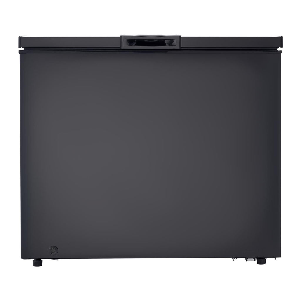 Garage-Ready Chest Freezer with Two Removable Baskets