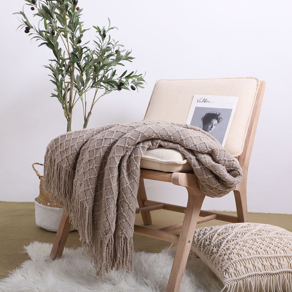 Coffee Diamond Pattern Knitted Throw Blanket with Tassels – Cozy Home Accent