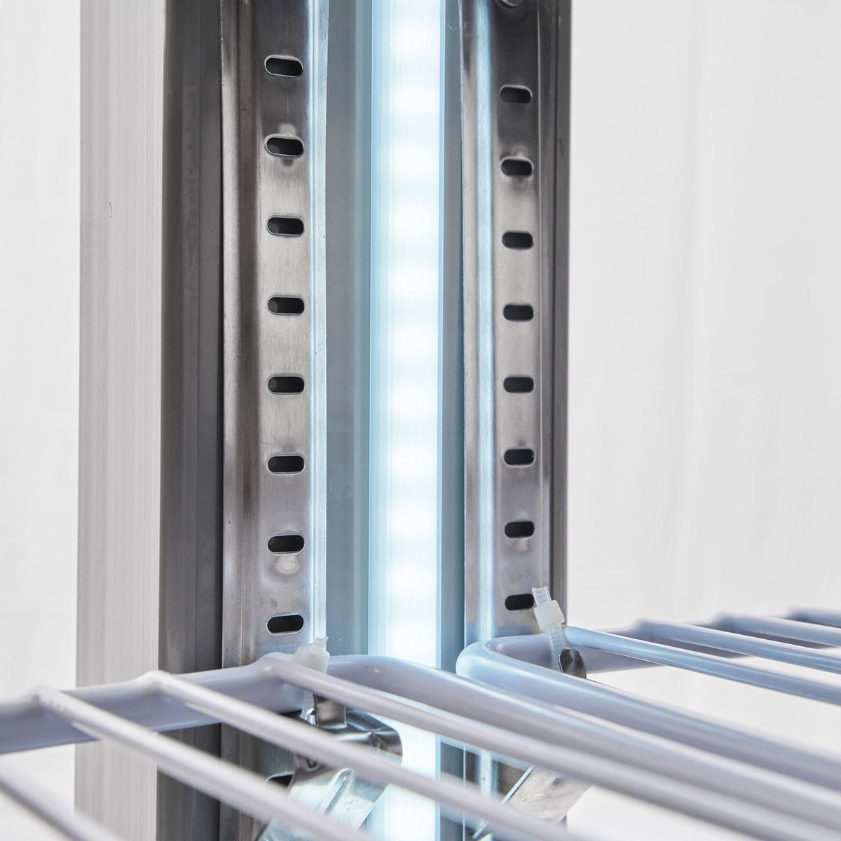 Commercial Reach-In Refrigerator with Frost-Free Auto-Defrost and Digital Temperature Control