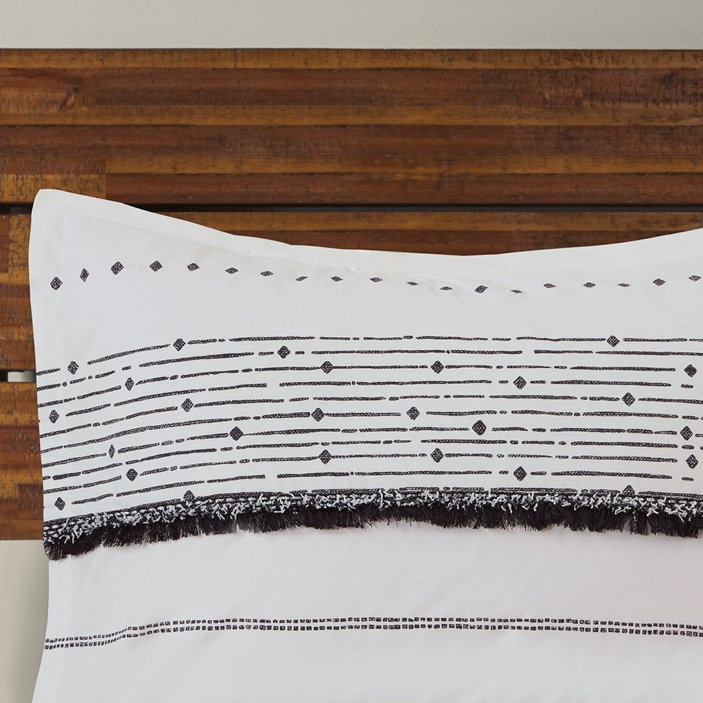 Black and White Boho Tassel Comforter Set