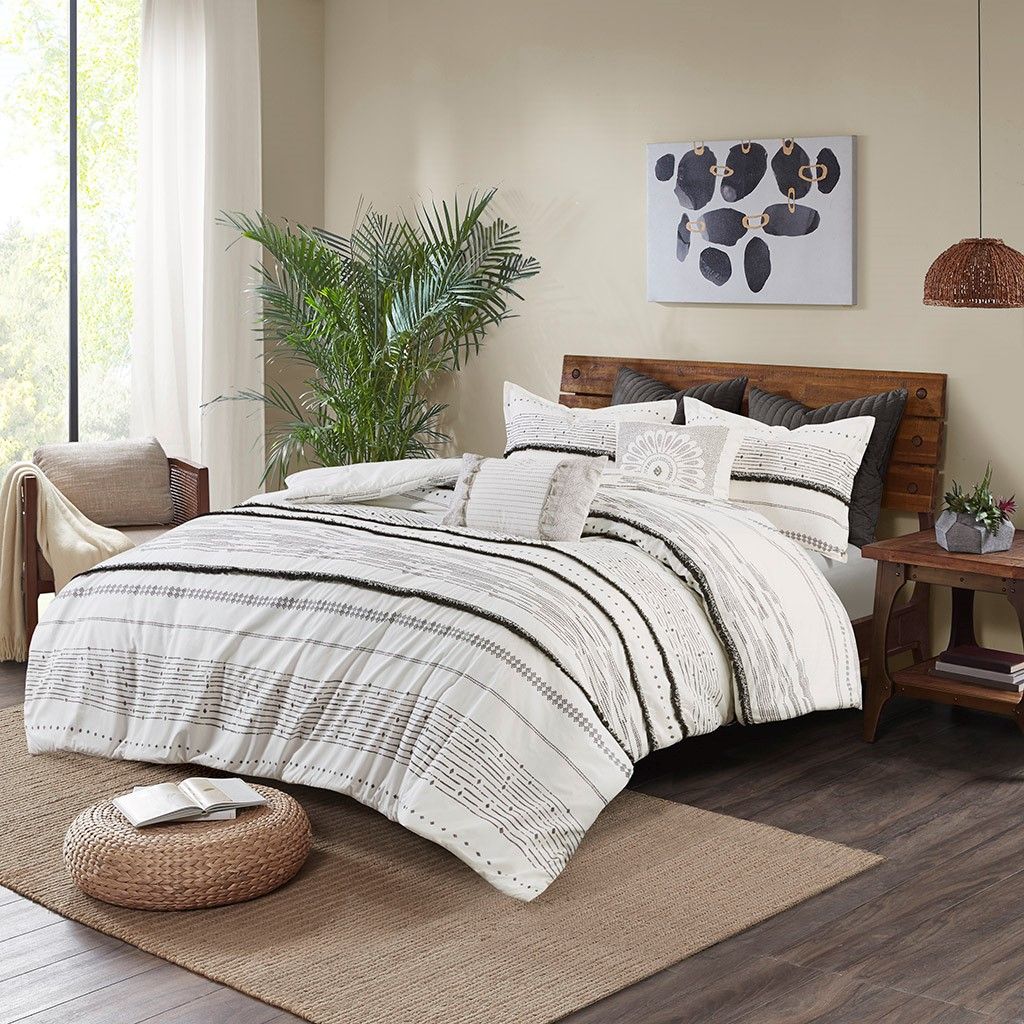 Black and White Boho Tassel Comforter Set