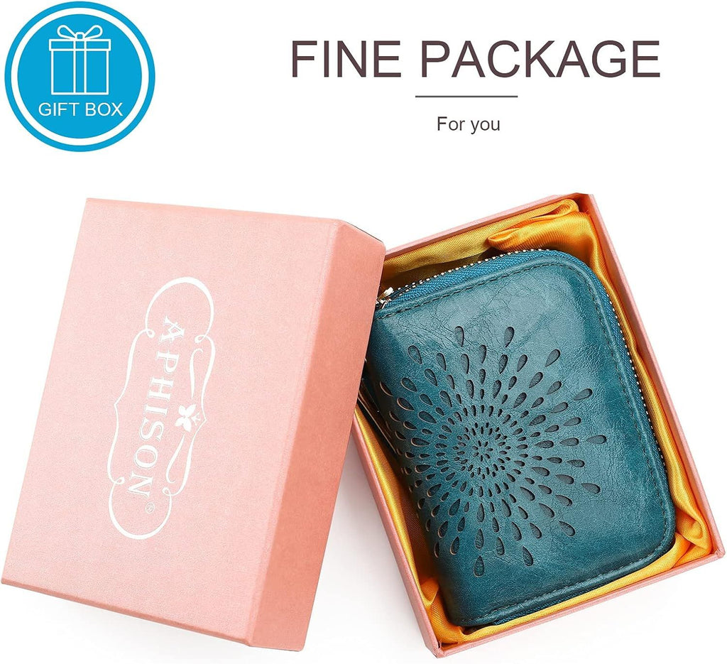 Compact Card and Cash Wallet with Keychain