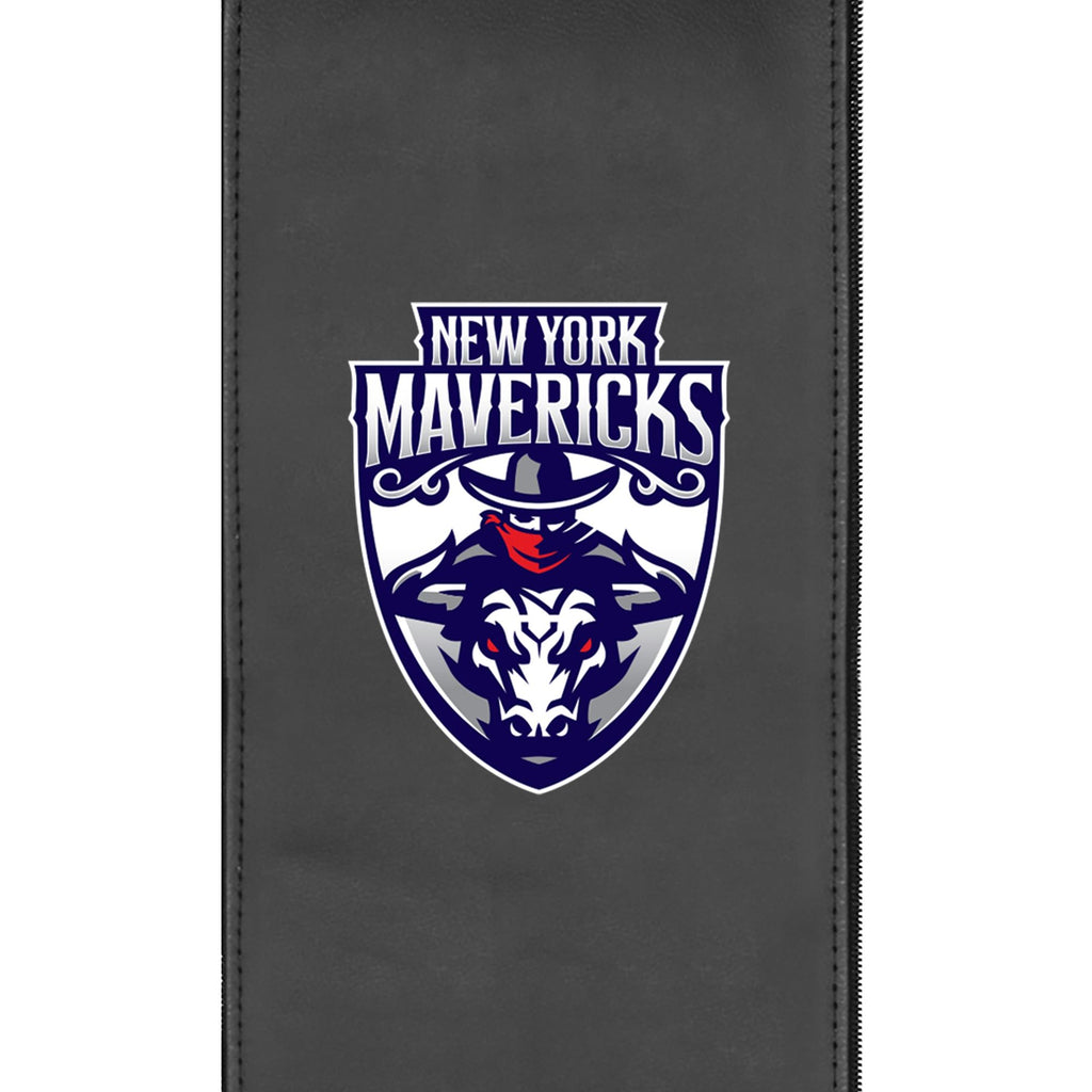 Dyno New York Mavericks Stationary Club Chair