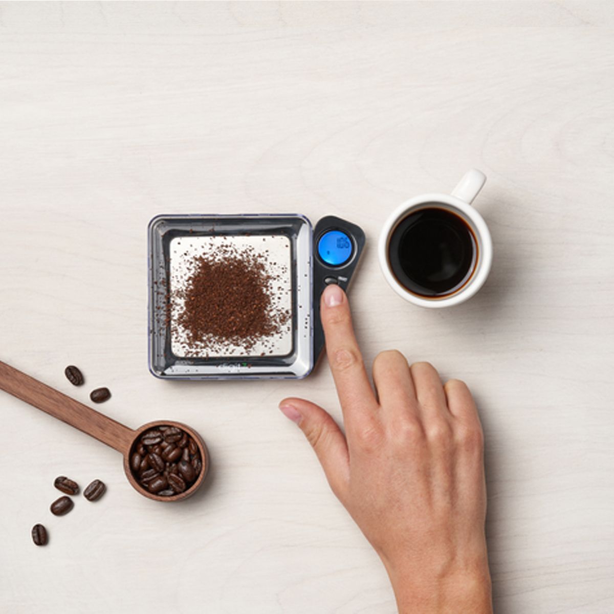 DZ2-100 Digital Pocket Scale with Swing-Out Backlit Display