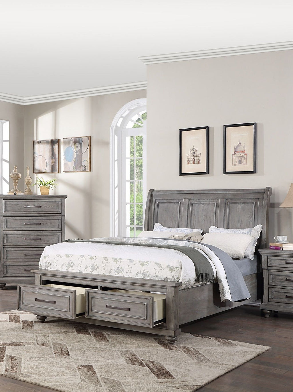 Vintage-Inspired Eastern King Sleigh Bed with Storage
