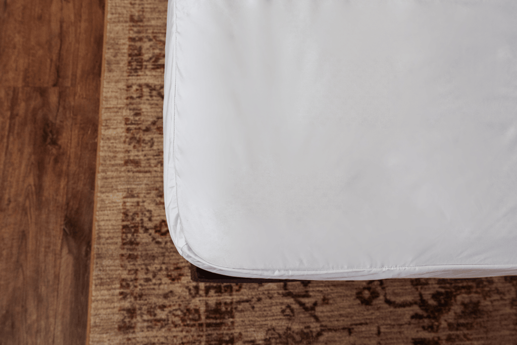 Smooth Full-Encasement Twin Mattress Protector