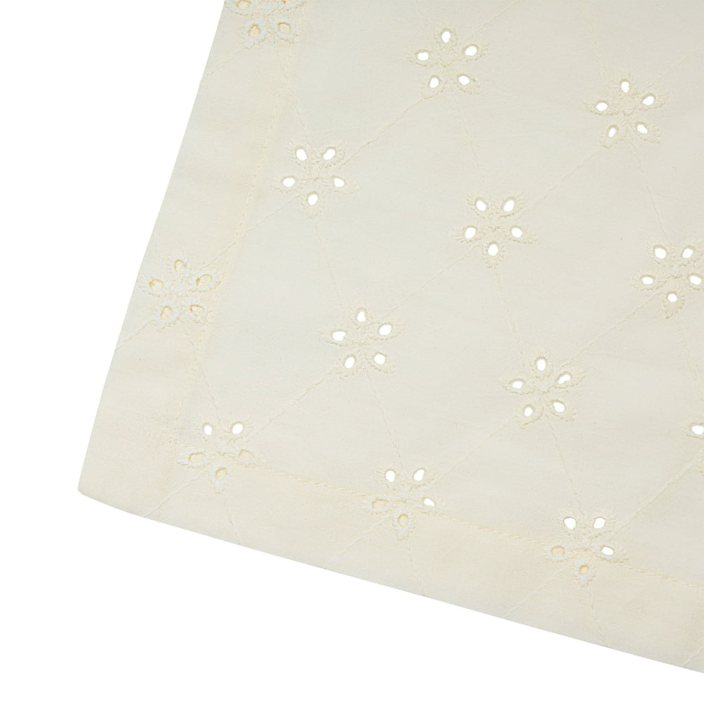 Timeless Eyelet Tablecloth for Everyday Dining