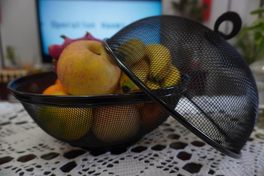 Covered Apple Fruit Baskets for Display and Rinsing