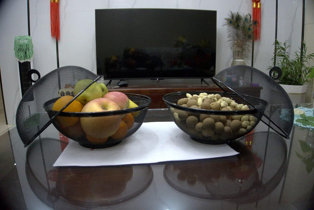Covered Apple Fruit Baskets for Display and Rinsing
