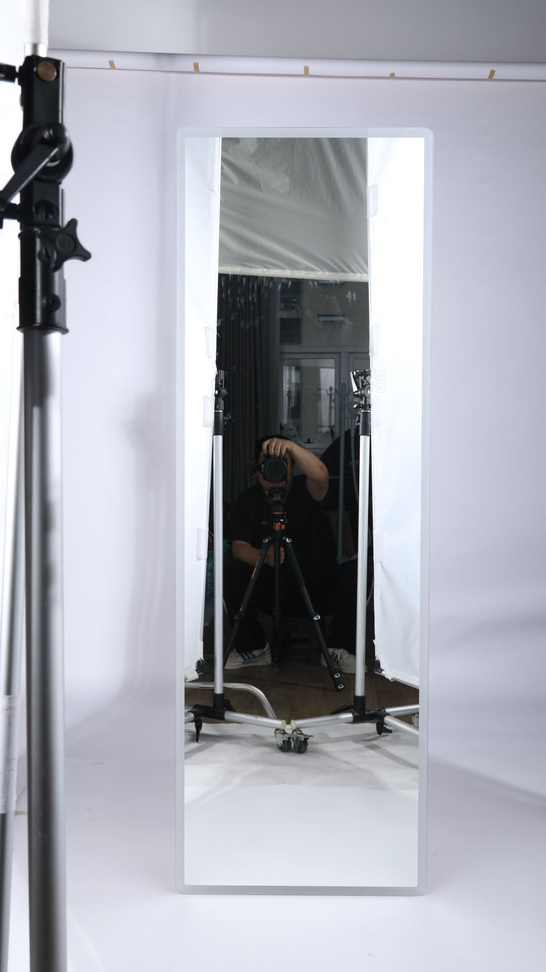 Full-Length LED Mirror with Warm and White Light